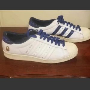 SUPERSTAR BATHING BAPE ULTRA BOOST WHITE size 9.5ADIDAS SUPER APE STAR